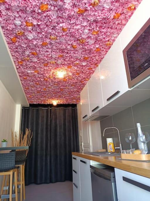 Appartement Balneo Et Sauna Prives The Red Room Mauguio Luaran gambar