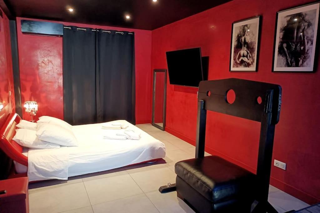 Appartement Balneo Et Sauna Prives The Red Room Mauguio Luaran gambar