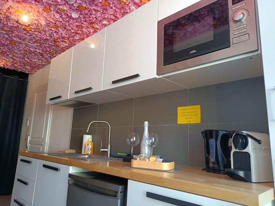 Appartement Balneo Et Sauna Prives The Red Room Mauguio Luaran gambar